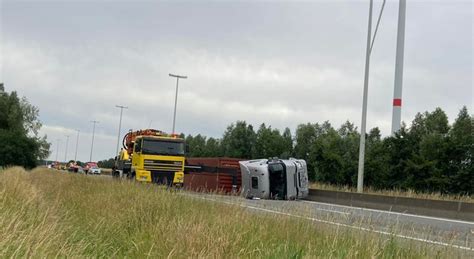 ongeval eeklo vandaag|N49 in Eeklo afgesloten richting Knokke door。